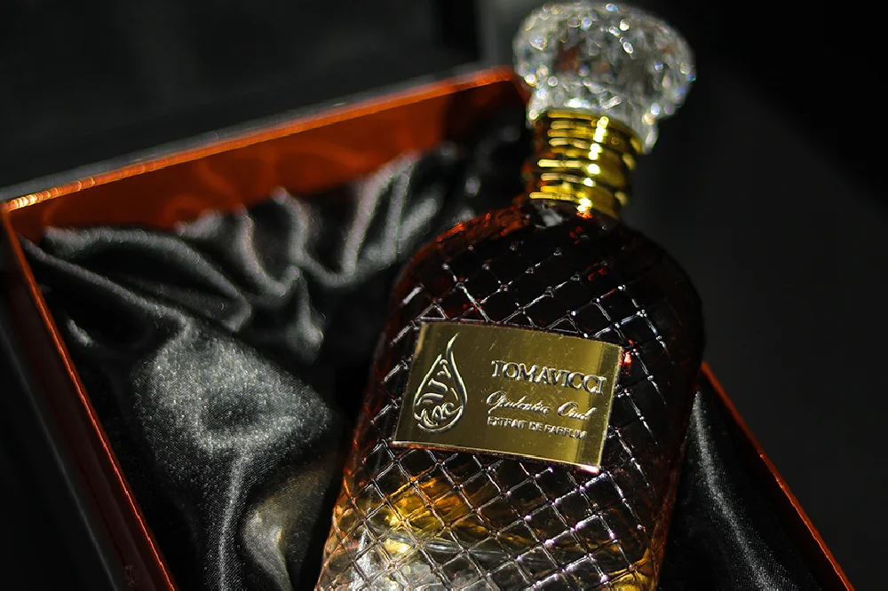 Tomavicci Opulentia Oud Parfüm